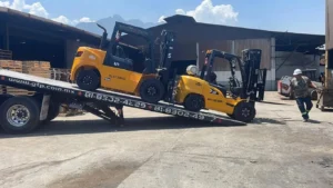 Descarga de Montacargas amarillo Unforklift en venta Nuevo Leon