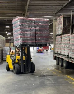 Montacargas amarillo Unforklift para almacen en Nuevo Leon